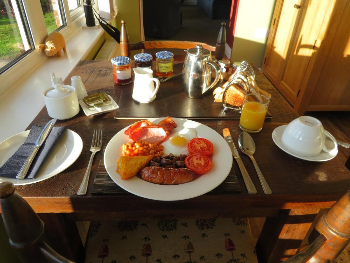 Acer Lodge Bed & Breakfast Mundford Екстериор снимка