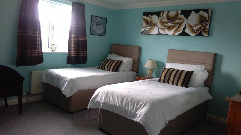 Acer Lodge Bed & Breakfast Mundford Екстериор снимка