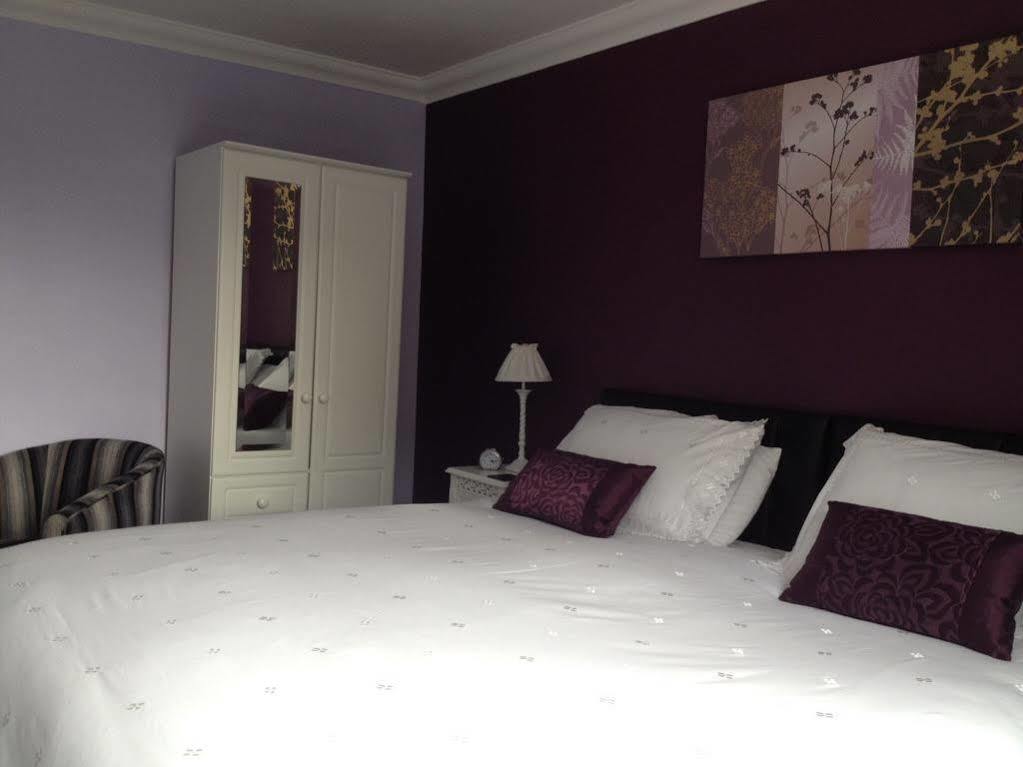 Acer Lodge Bed & Breakfast Mundford Екстериор снимка
